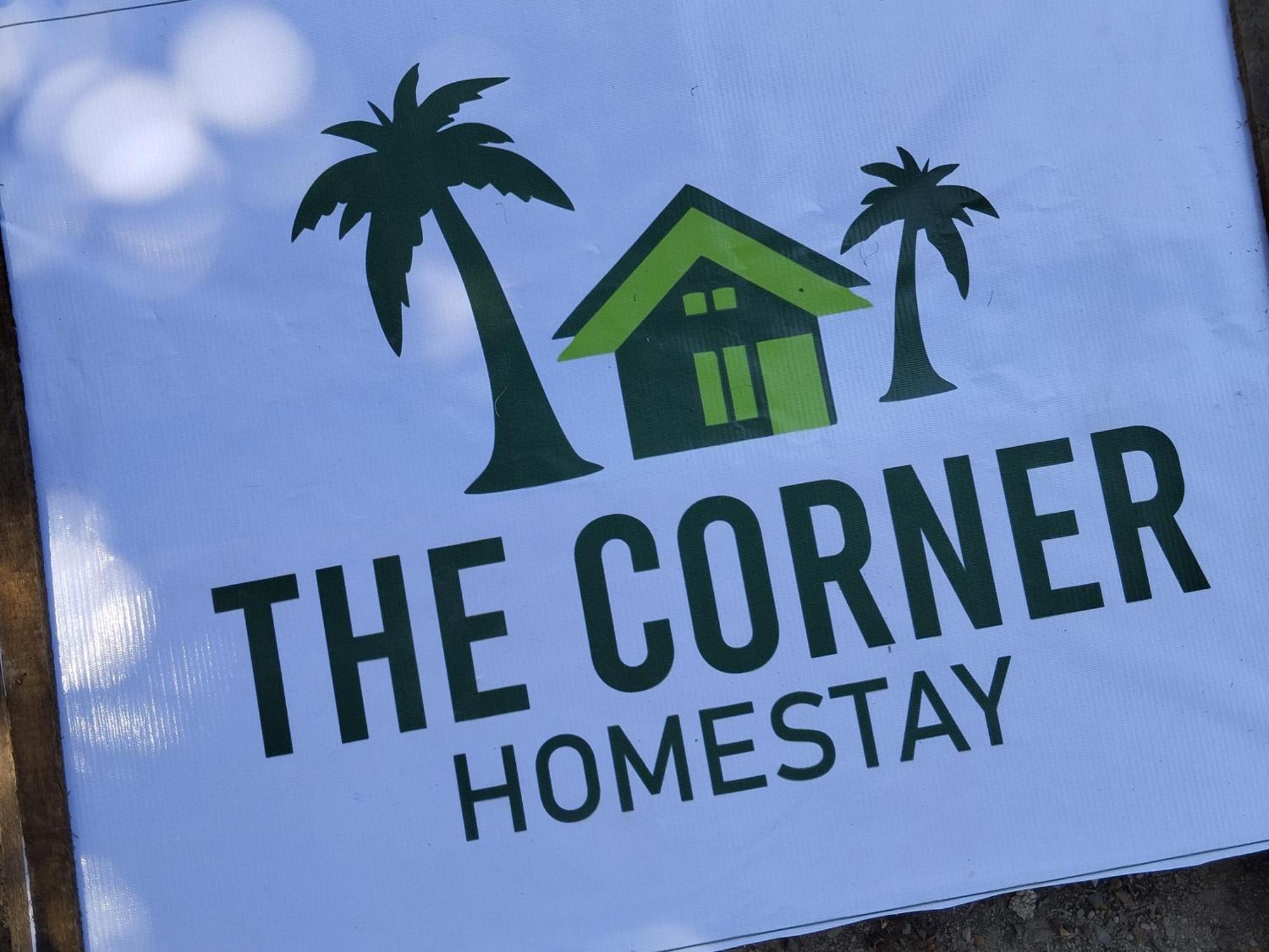 Kuta  The Corner Homestay מראה חיצוני תמונה